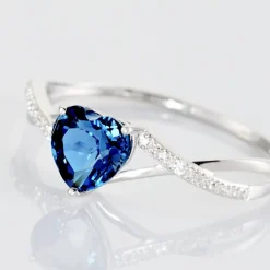 Histoire d'Or Bague Clothilde Or Blanc Topaze Et Oxyde De Zirconium