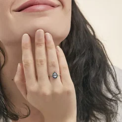 Bague Kenza Or Blanc Topaze Et Saphir Et Diamant-Histoire d'Or Discount