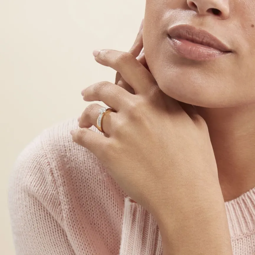 Bague Magnolia Croisee Or Jaune Diamant-Histoire d'Or New