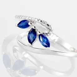 Histoire d'Or Bague Petale Et Diamant