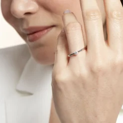 Histoire d'Or Bague Solitaire Athena