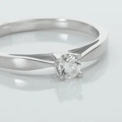 Bague Solitaire Celina Or Blanc Diamant-Histoire d'Or