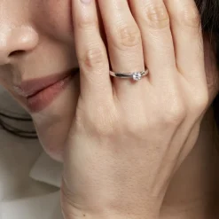 Histoire d'Or Bague Solitaire Iris