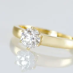Histoire d'Or Bague Solitaire Or Jaune Diamant Synthetique