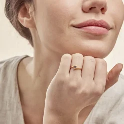 Histoire d'Or Bague Tamyra Serti Couteau Or Jaune Saphir