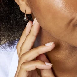 Histoire d'Or Boucles D'oreilles Pendantes Semi-baroque Or Jaune Perle De Tahiti