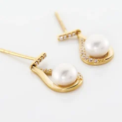 Histoire d'Or Boucles D'oreilles Pendantes Helin Or Jaune Perle De Culture Et Oxyde