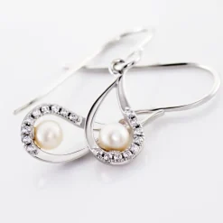 Histoire d'Or Boucles D'oreilles Pendantes Akiko Argent  Perle De Culture Et Oxyde