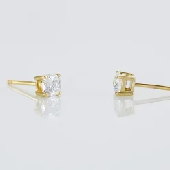 Histoire d'Or Boucles D'oreilles Puces 4 Griffes Or Jaune Diamant Synthetique