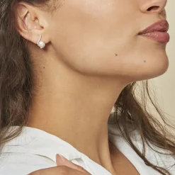 Histoire d'Or Boucles D'oreilles Puces Cassiopea Or Blanc Oxyde Et Perle De Culture