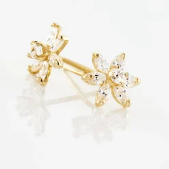 Boucles D'oreilles Puces Eleanor Fleur Or Jaune Oxyde De Zirconium-Histoire d'Or New