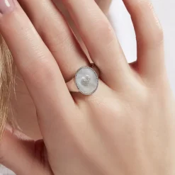 Histoire d'Or Chevalière Aracely Argent Blanc Nacre Oxyde De Zirconium