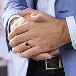 Histoire d'Or Chevalière Gerolt Ovale Or Jaune Onyx