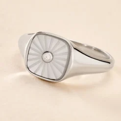 Chevalière Goddess Argent Blanc Nacre Oxyde De Zirconium-Histoire d'Or Sale