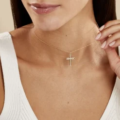 Histoire d'Or Collier Croix Or Jaune Diamant