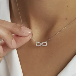 Histoire d'Or Collier Klothilda De Zirconium