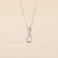 Histoire d'Or Collier Osanna s