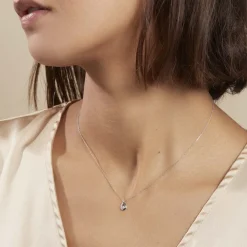 Histoire d'Or Collier Purete Or Blanc Diamant