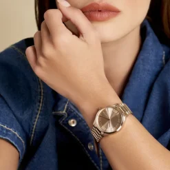 CALVIN KLEIN Montre Iconic Bracelet Rose