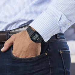 CASIO COLLECTION Montre Vintage Noir