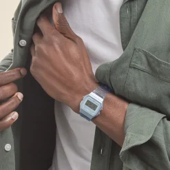 CASIO COLLECTION Montre Vintage Edgy Bleu