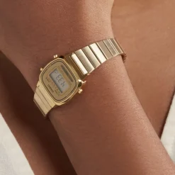 CASIO COLLECTION Montre Vintage Champagne
