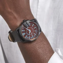 DIESEL Montre Master Chief 2 Tons