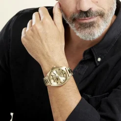 HUGO Montre Expose Doré