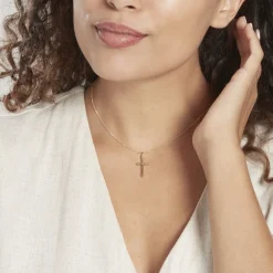 Histoire d'Or Pendentif Benny Croix Ciselee Or Jaune