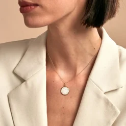 Pendentif Marie Or Jaune Nacre-Histoire d'Or Clearance