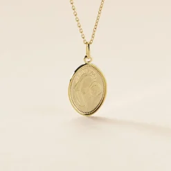 Histoire d'Or Pendentif Or Jaune Vierge A L'enfant